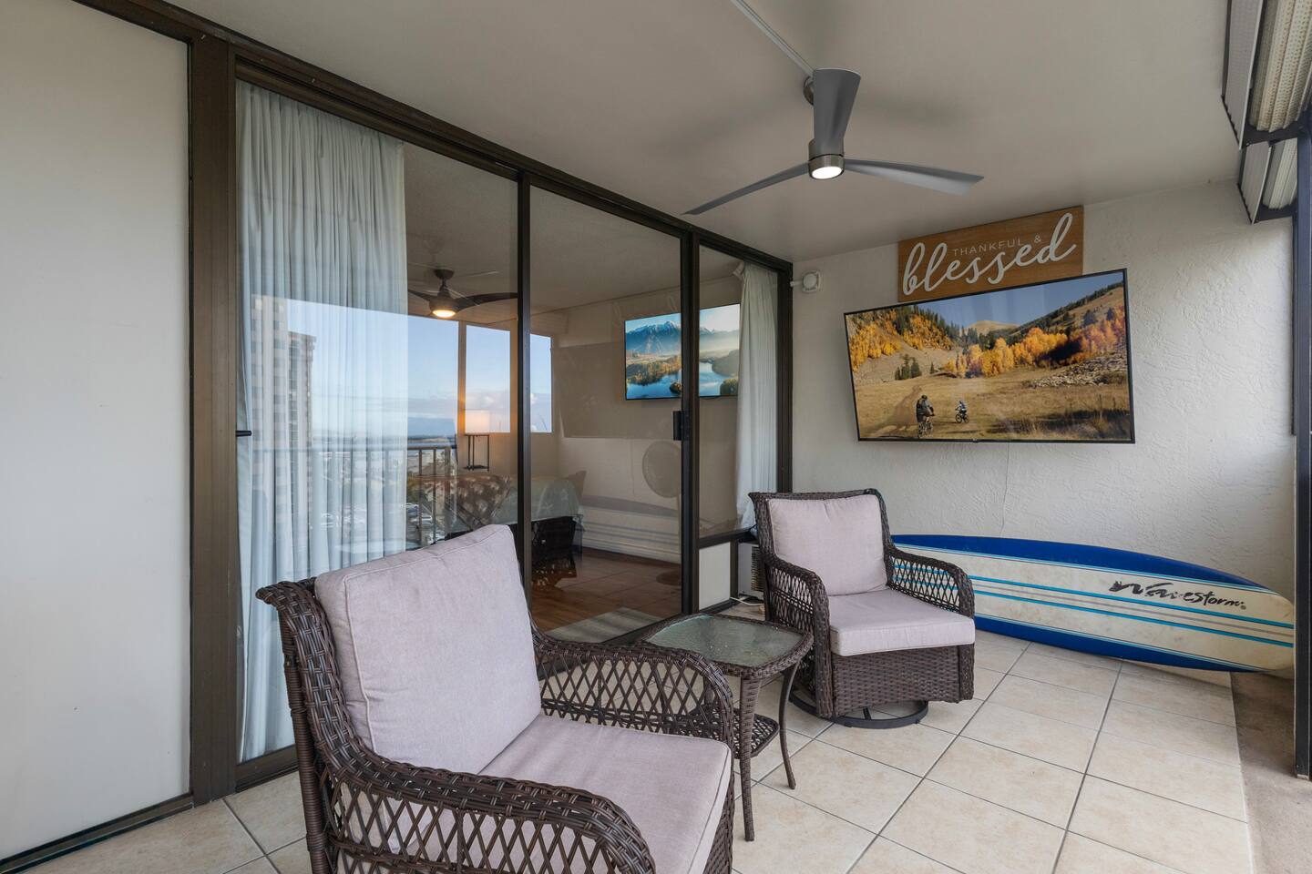 Ocean View | Walk to Mall | Free Parking, W/D, AC