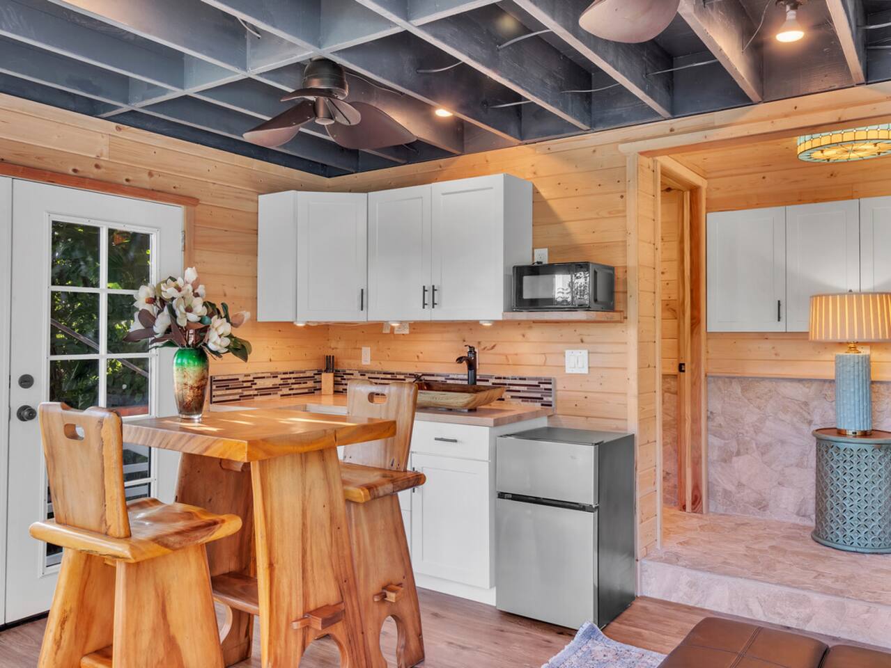Enjoy the convenience of a kitchenette and the luxury of a private suite, where every detail is designed for comfort and relaxation.