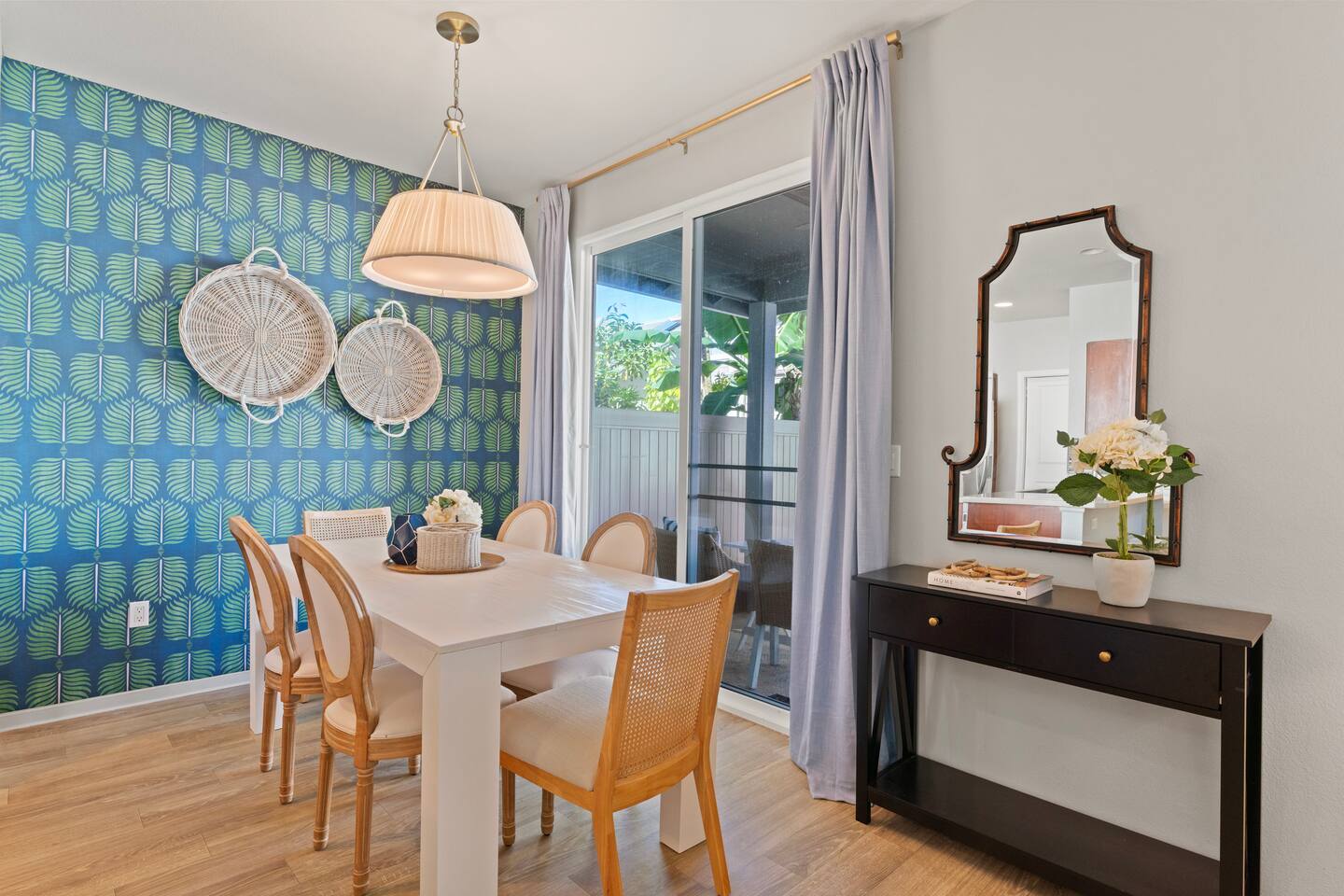 Dine in style in our curated dining room, where every gathering is your favorite part of the day.
