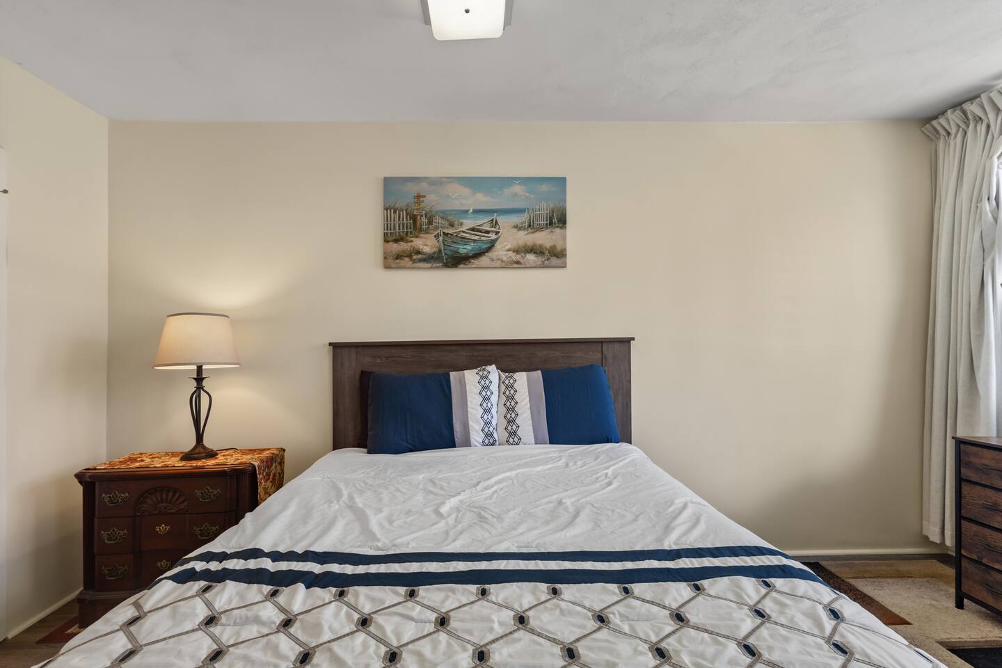 Heart of Waikiki | Kitchen | Free Parking | W/D