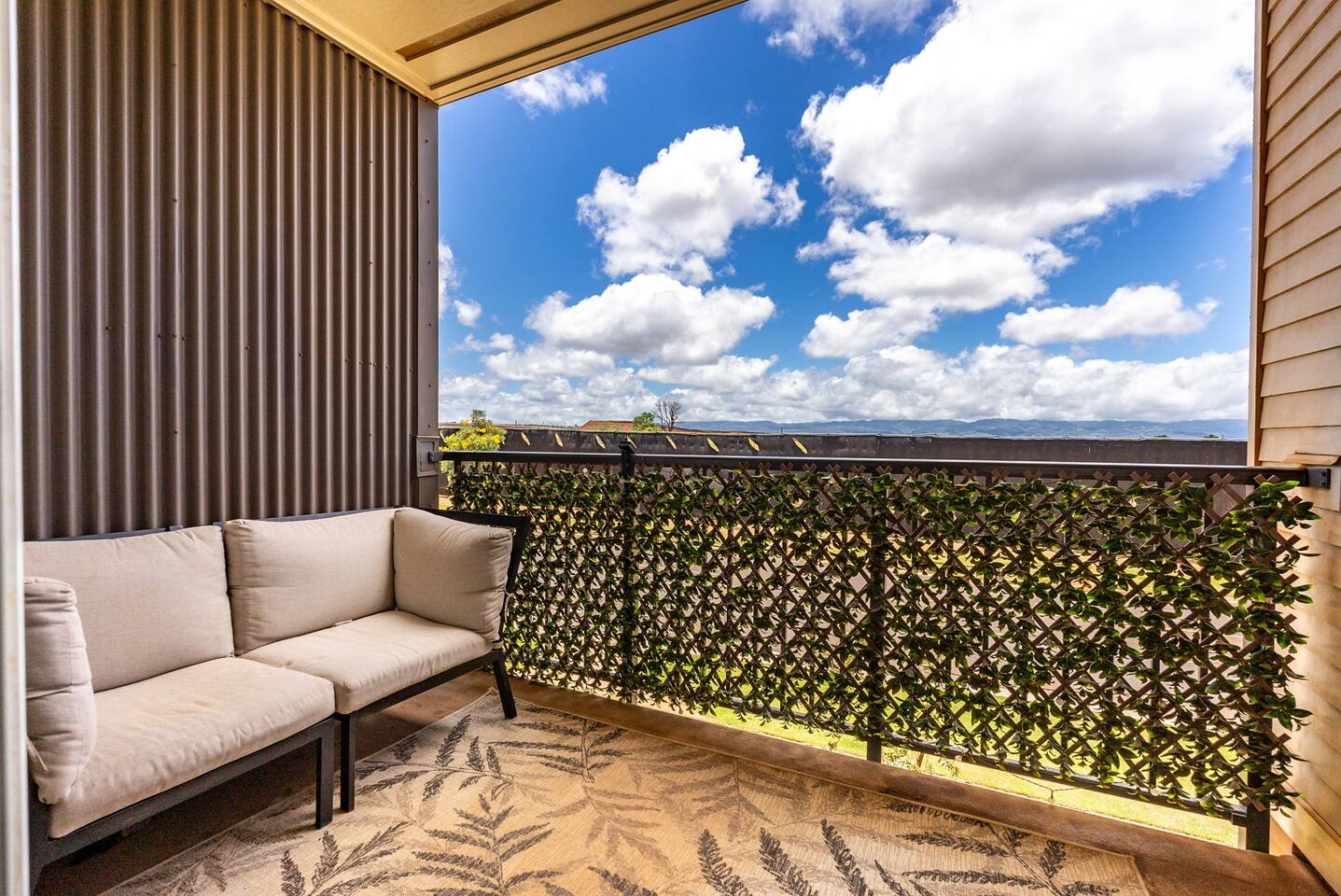 Nature meets comfort in this dreamy outdoor nook.
