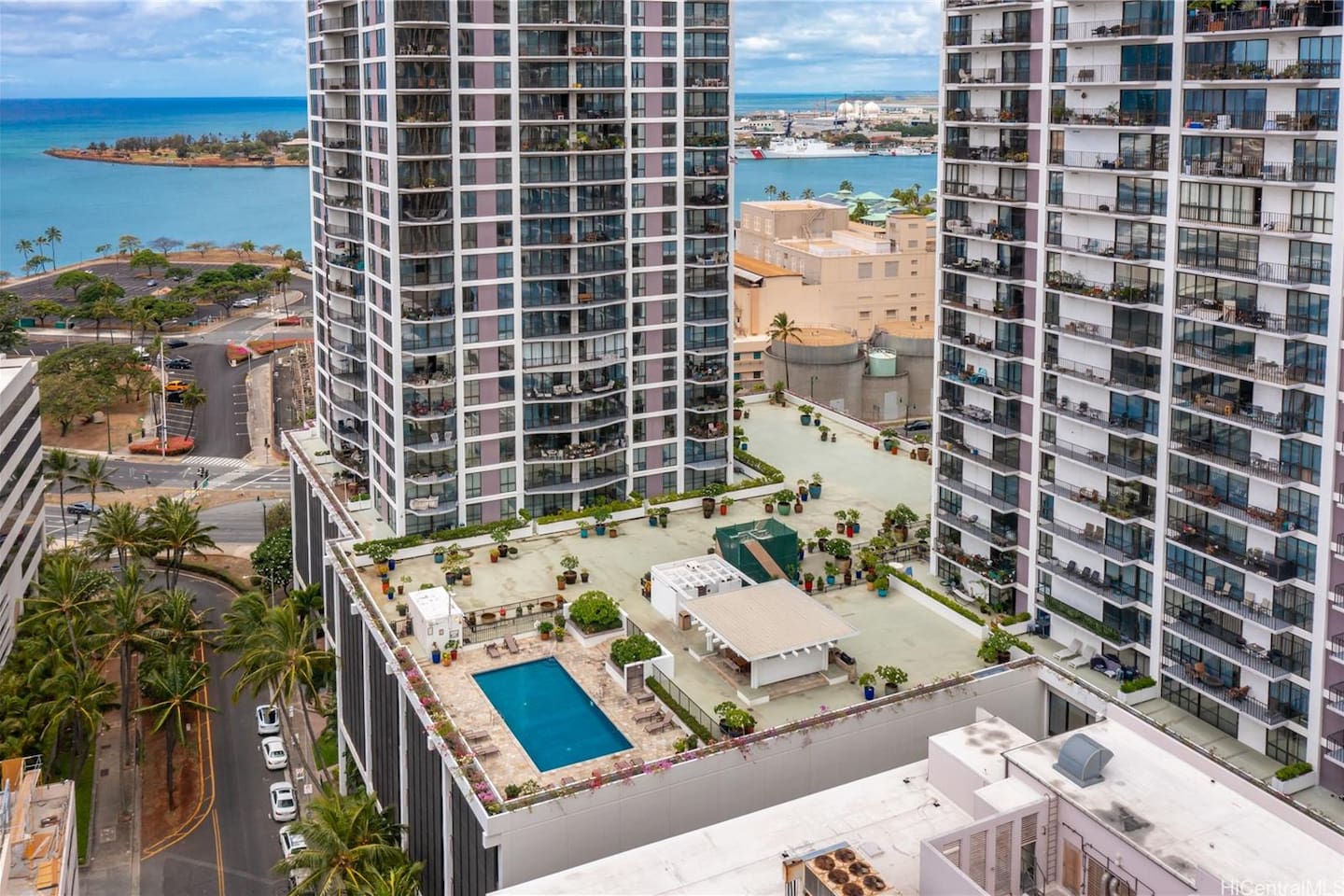 Resort vibes in the city. Swim, lounge, and soak up ocean views from this rooftop oasis.