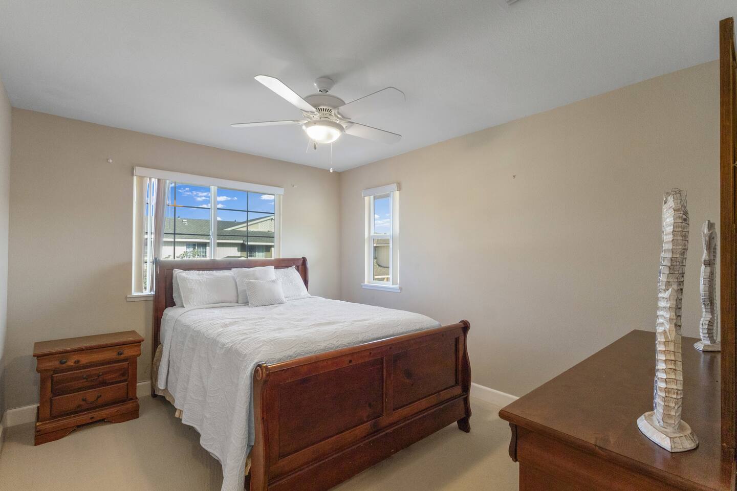Ko Olina Townhome - Garage, W/D, Amenities