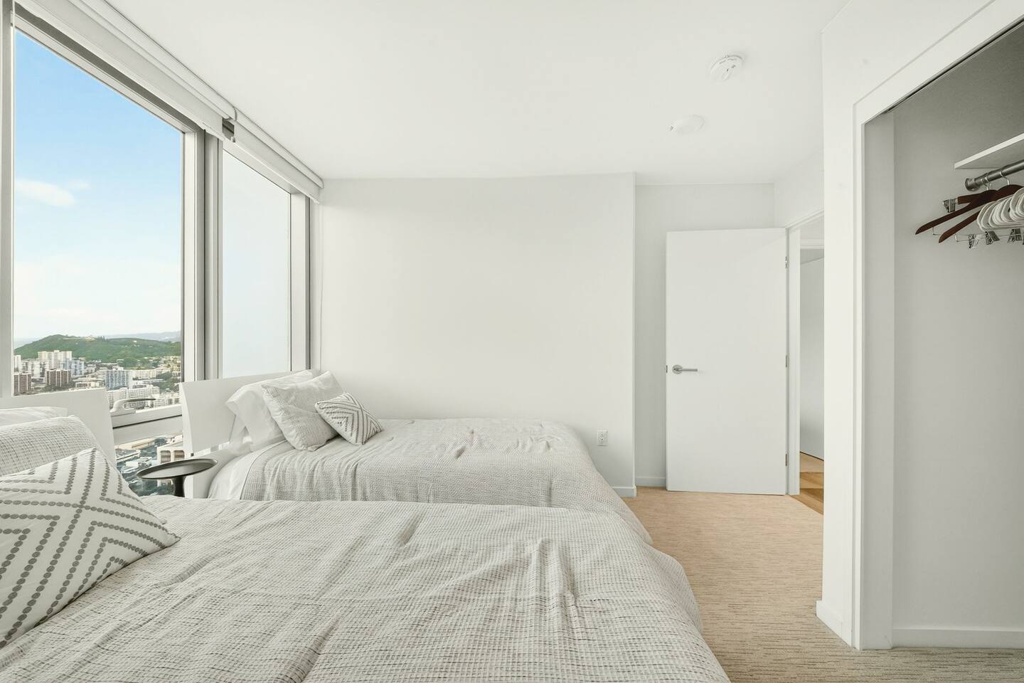 High-Rise Retreat | Panoramic Ocean & City Views