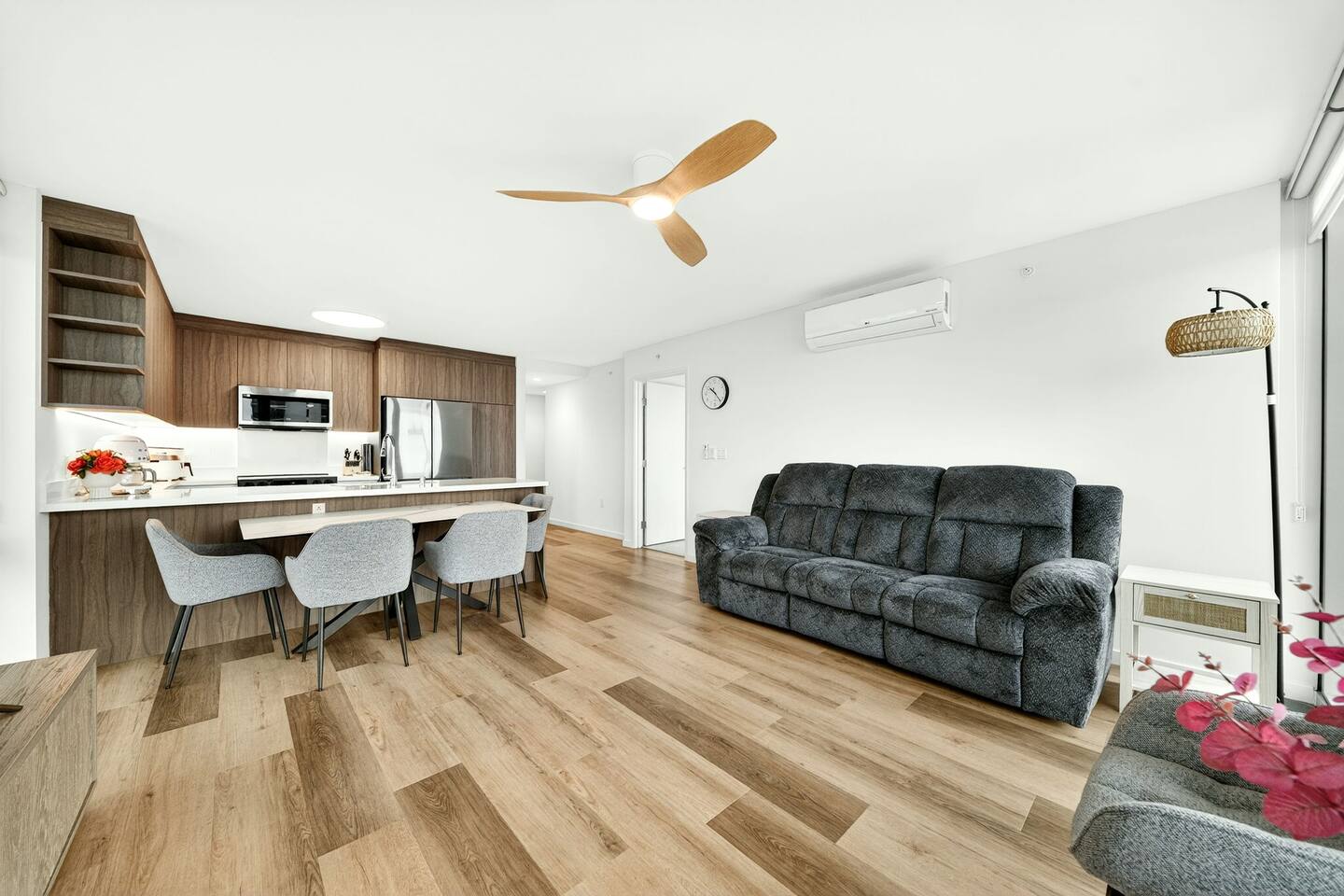 High-Rise Retreat | Panoramic Ocean & City Views