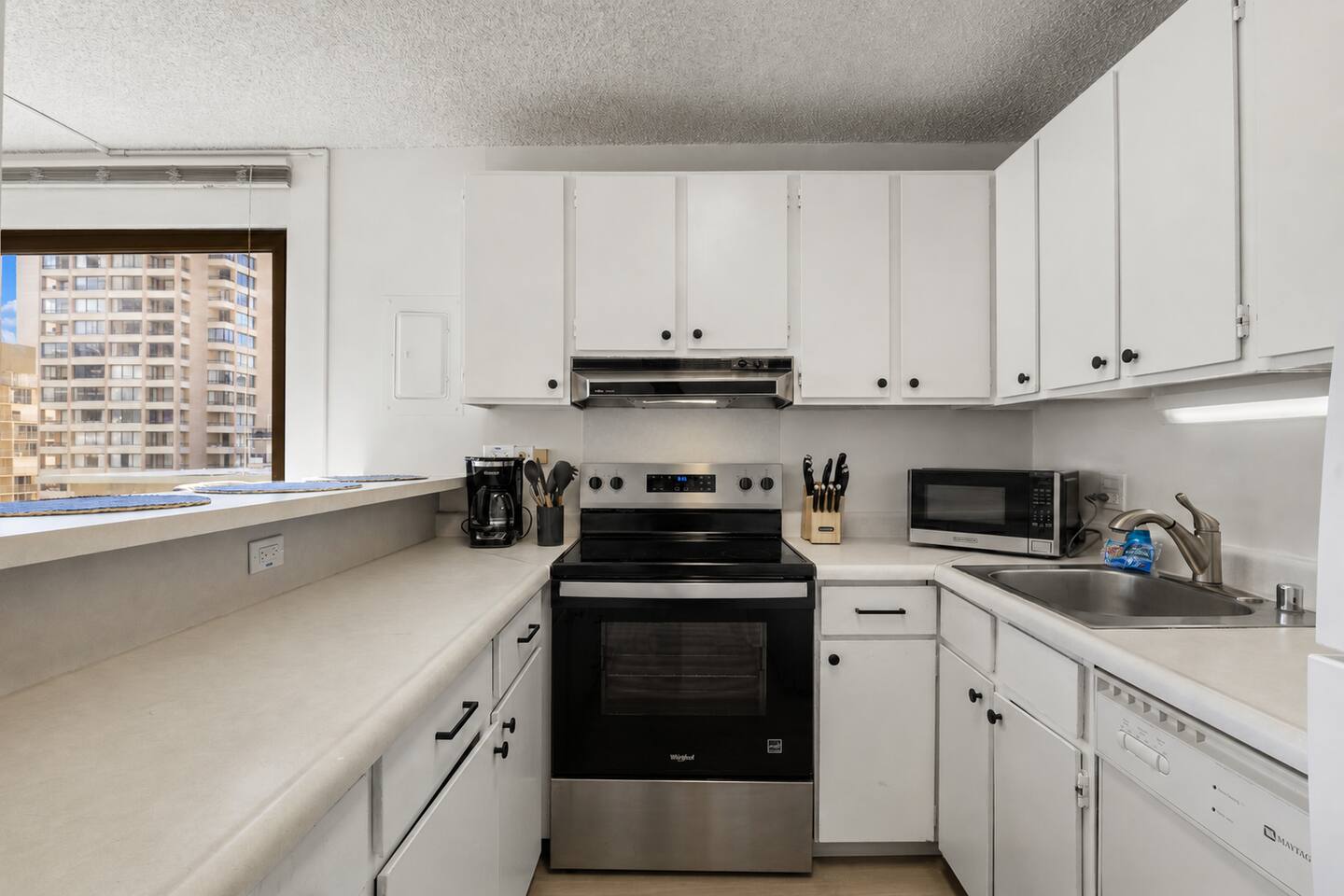 Waikiki Hideaway