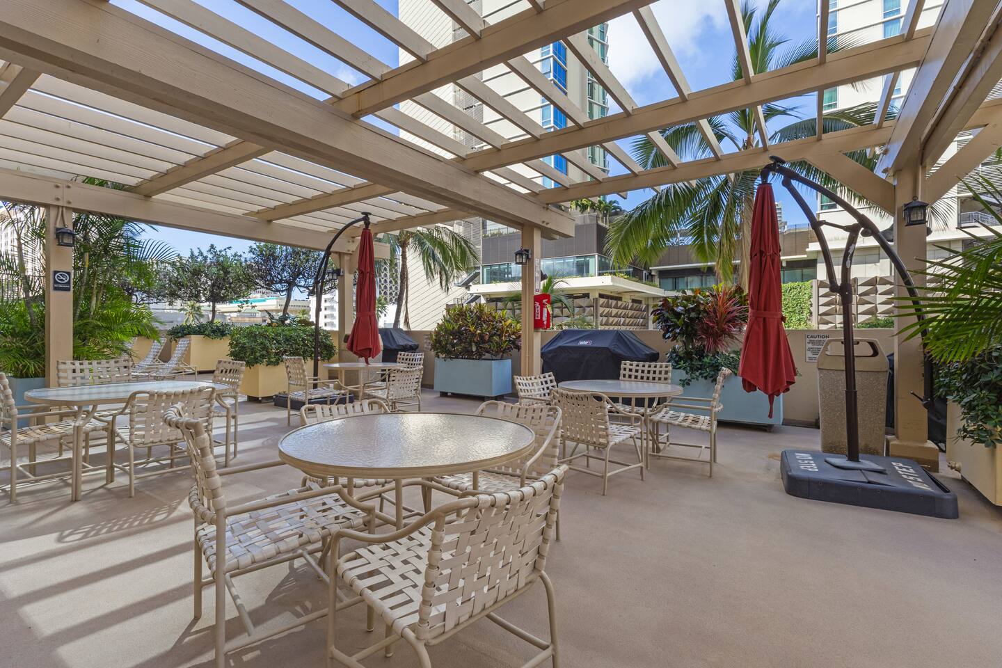 Waikiki Hideaway