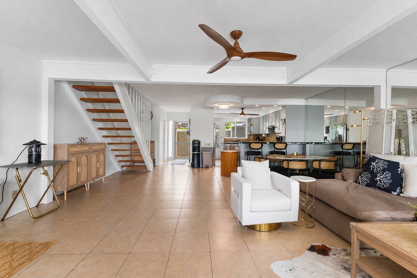 Hawaii Kai Gem | Private Dock, AC, Pool