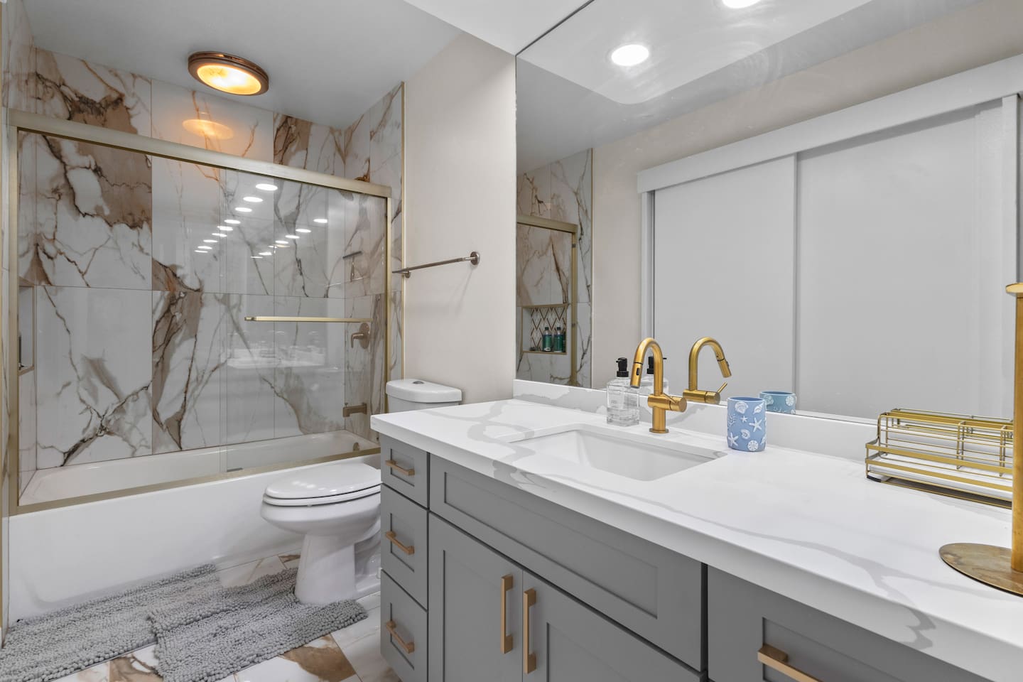 Hawaii Kai Gem | Private Dock, AC, Pool