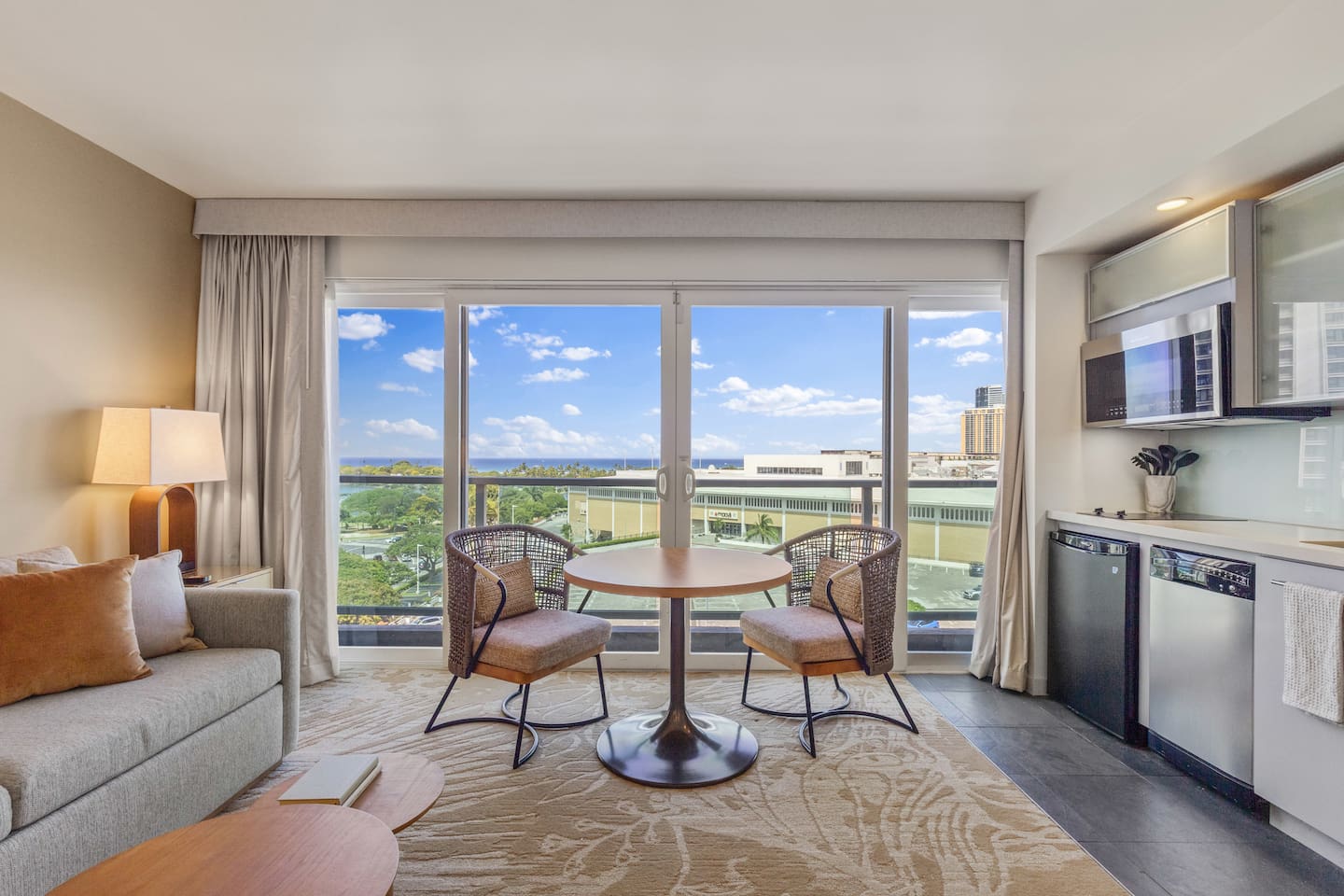 Ala Moana 1 Bedroom