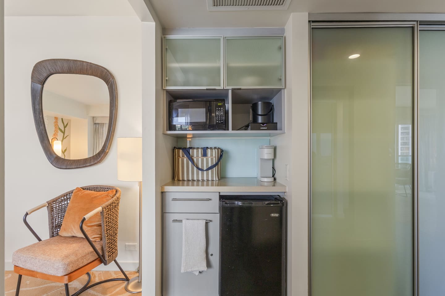 Ala Moana 1 Bedroom