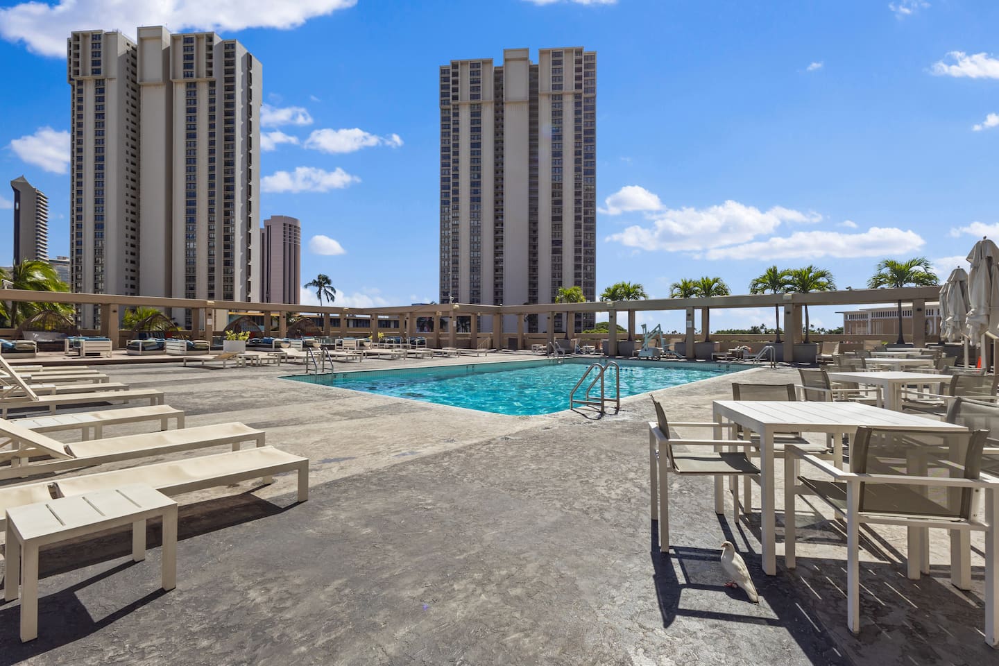 Ala Moana 1 Bedroom