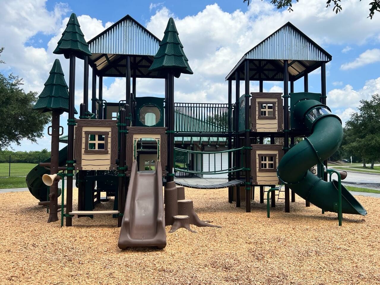 Enjoy open green spaces, walking paths, playgrounds, and shaded picnic areas, making it an ideal spot to relax or spend an afternoon outdoors.