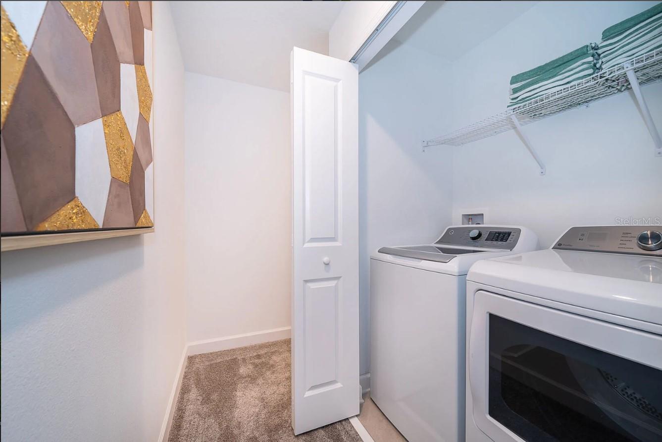 Spacious 4BR | 3BA | Sleeps 10 | Pool & Patio