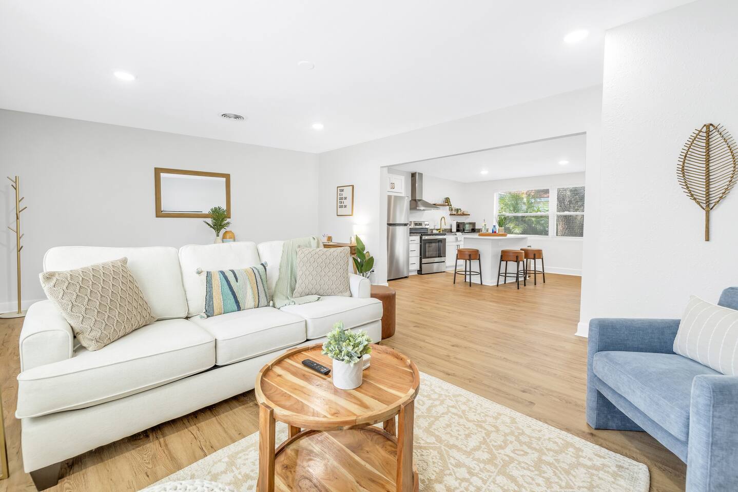 Suncoast Retreats 1bdrm | St. Pete Gateway Area