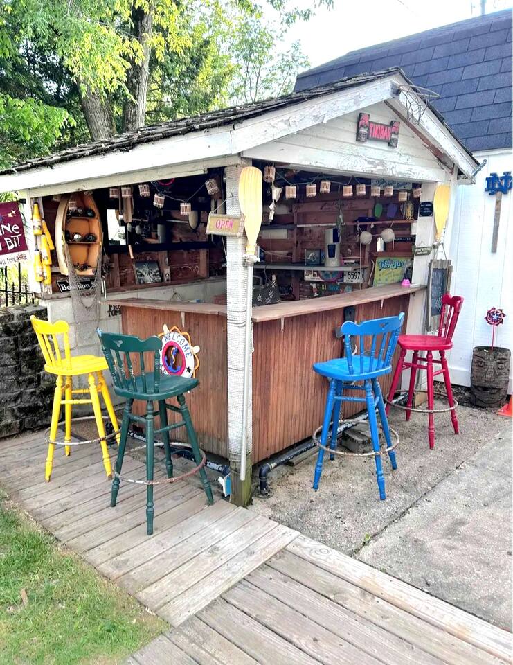 Backwater Lake Cottage | Tiki Bar & Paddleboat