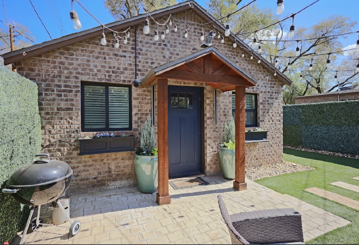 The Tenley - 1BR Cottage - with private entrance