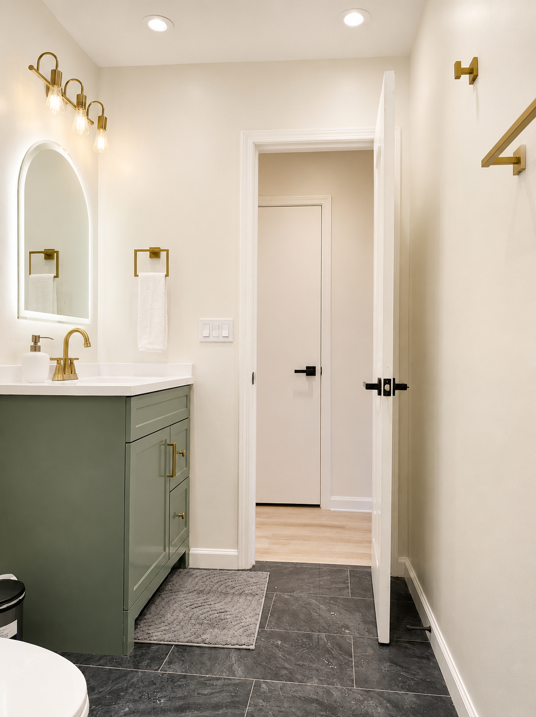 Outerlincoln Retreat | 3BR/2.5BA Newburgh Home
