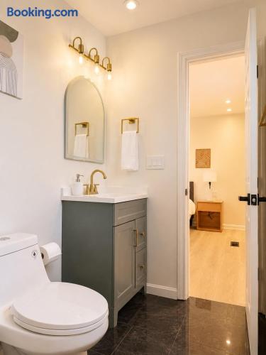 Outerlincoln Retreat | 3BR/2.5BA Newburgh Home