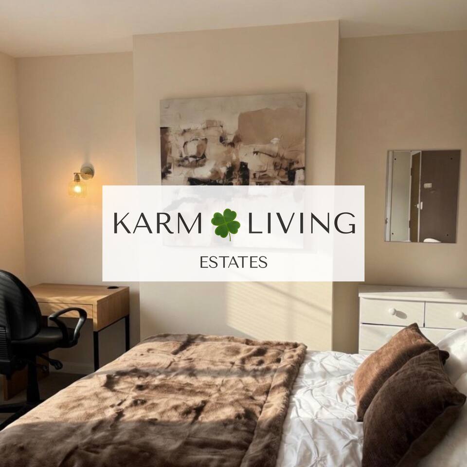 Sleeps 2 | Reading Town Centre | Double Bed