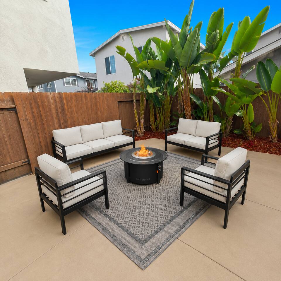 Oasis by the Beach | Huge Patio, Kings, Games, A/C
