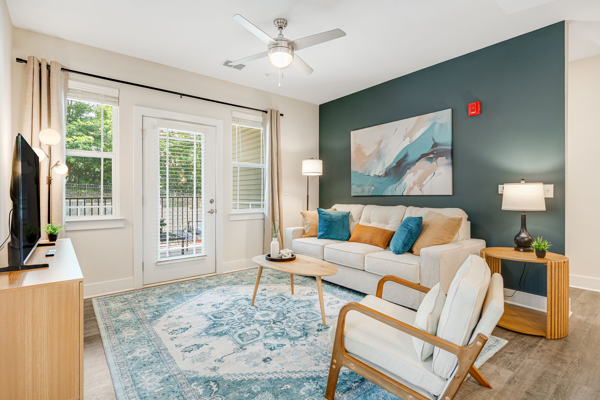 Modern Blue Ridge Retreat • 10 Min to Downtown