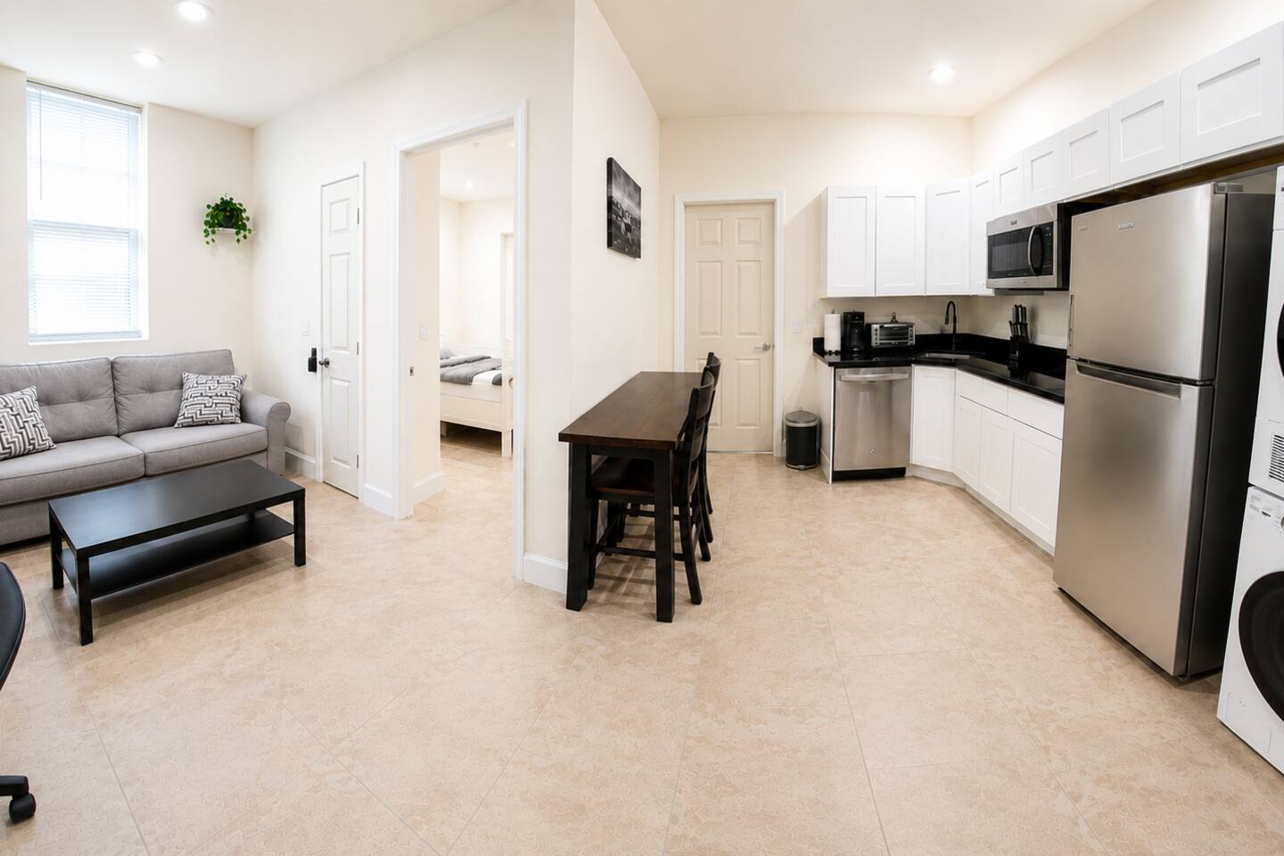 9 Bernard Street, Apt 9B1