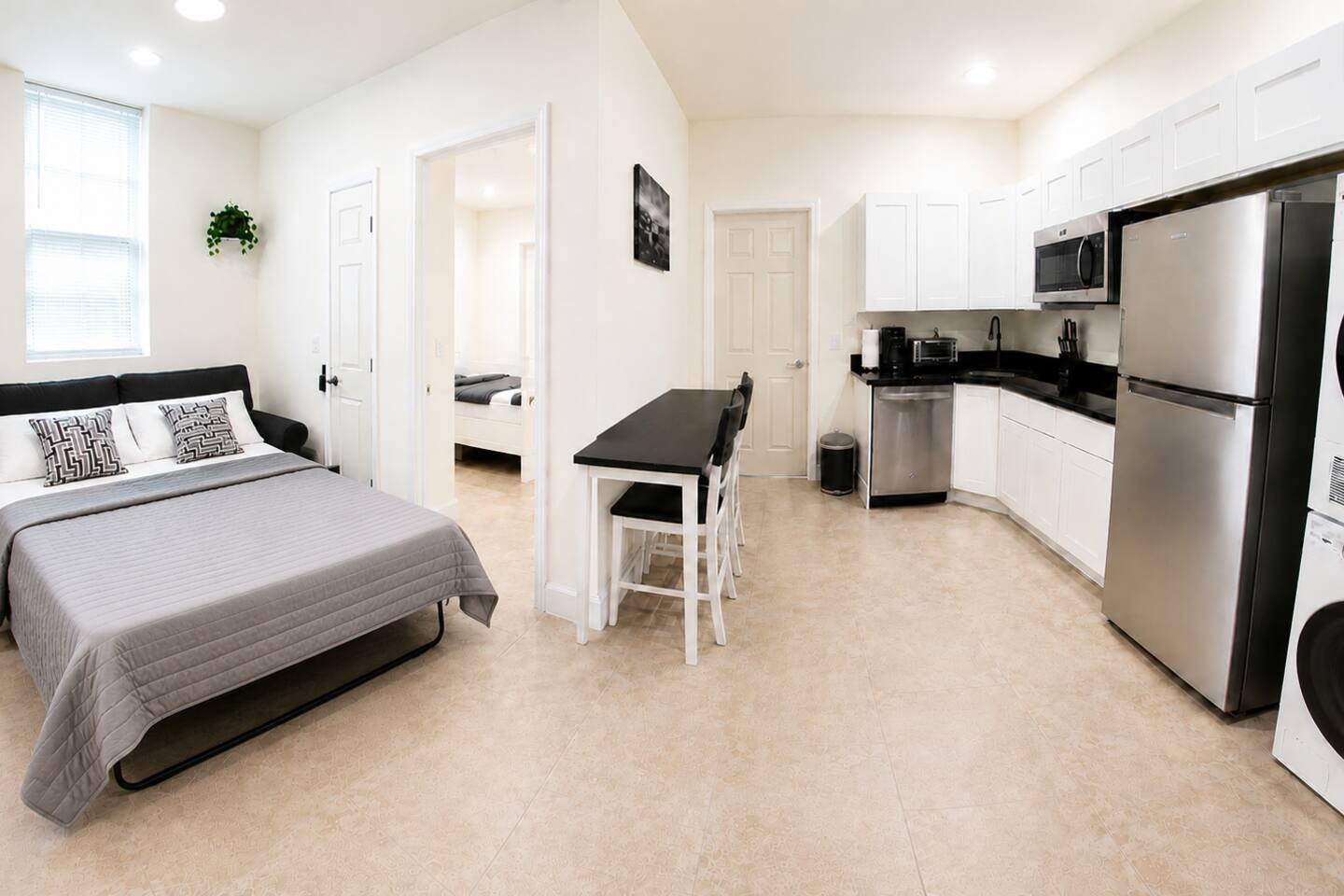 7 Warner Street, Apt 7W2