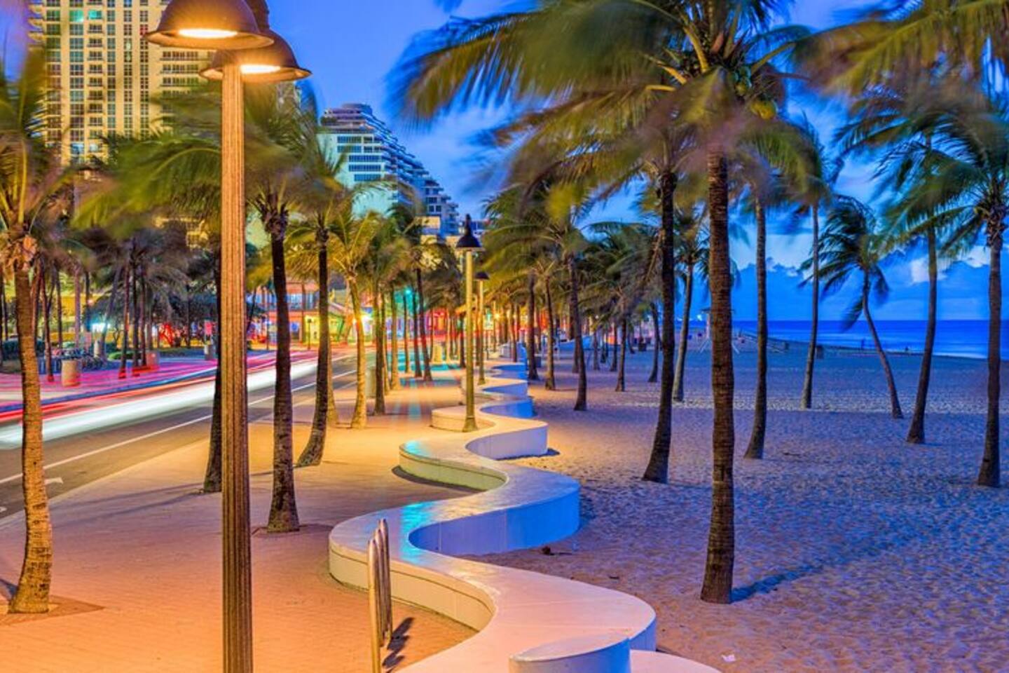 Oakland Park:
Discover the charm of Oakland Park with its local restaurants, breweries, parks, and vibrant neighborhood atmosphere just minutes away.