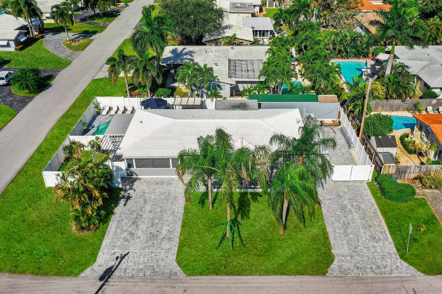 Plenty of driveway parking