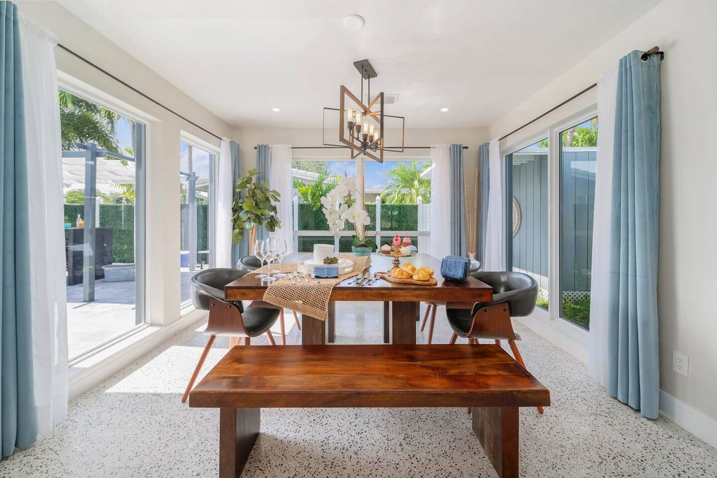 The dining table comfortably seats 6
