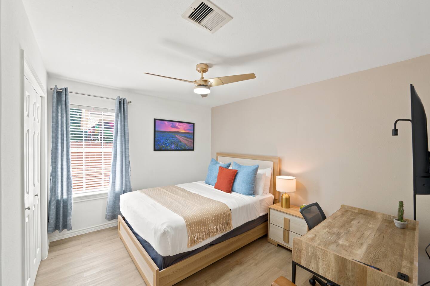 Quiet Private Room | Texas Medical Center | UH