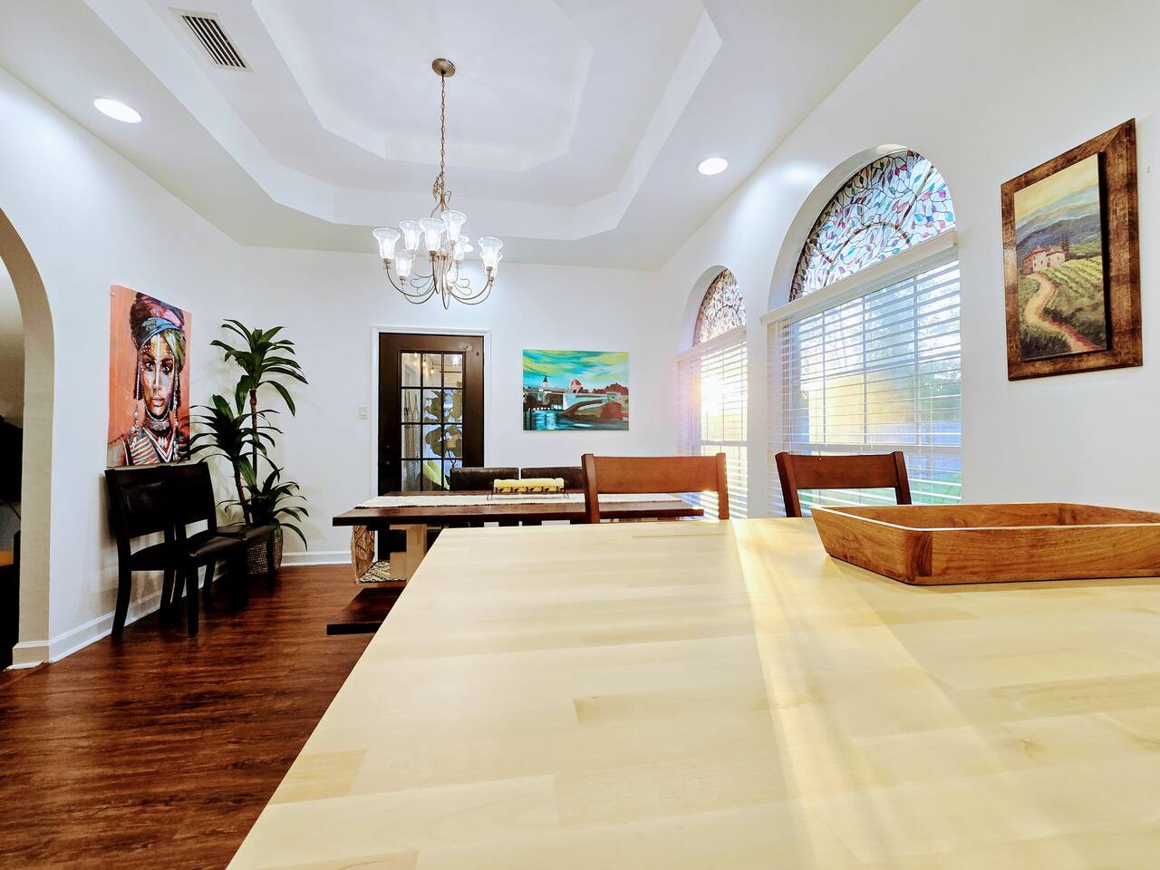 Welcome the morning with your favorite cup of joe or gather with family in this warm dining area full of natural light.