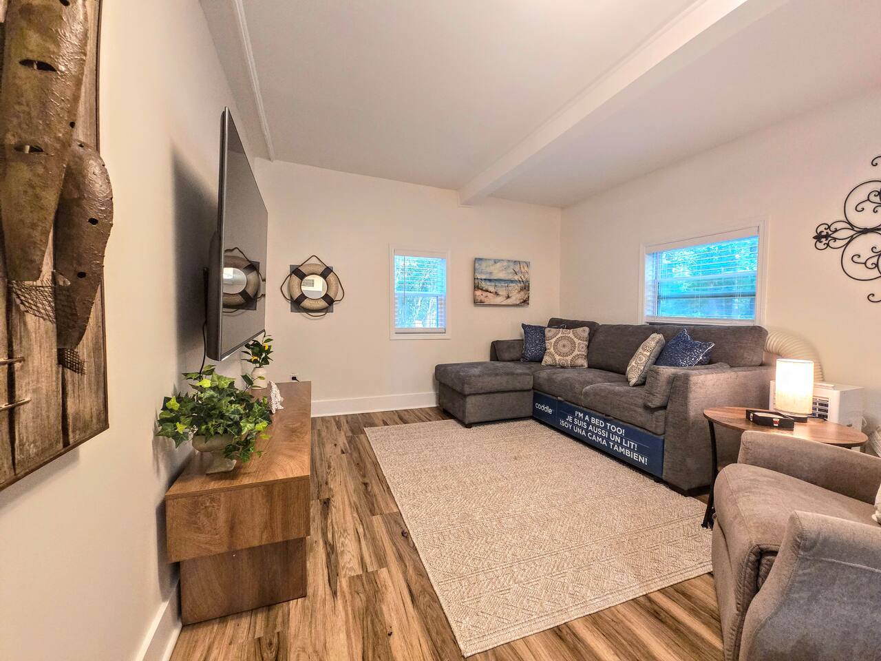 This multi purpose room has a queen sized sofa bed and en suite bathroom!