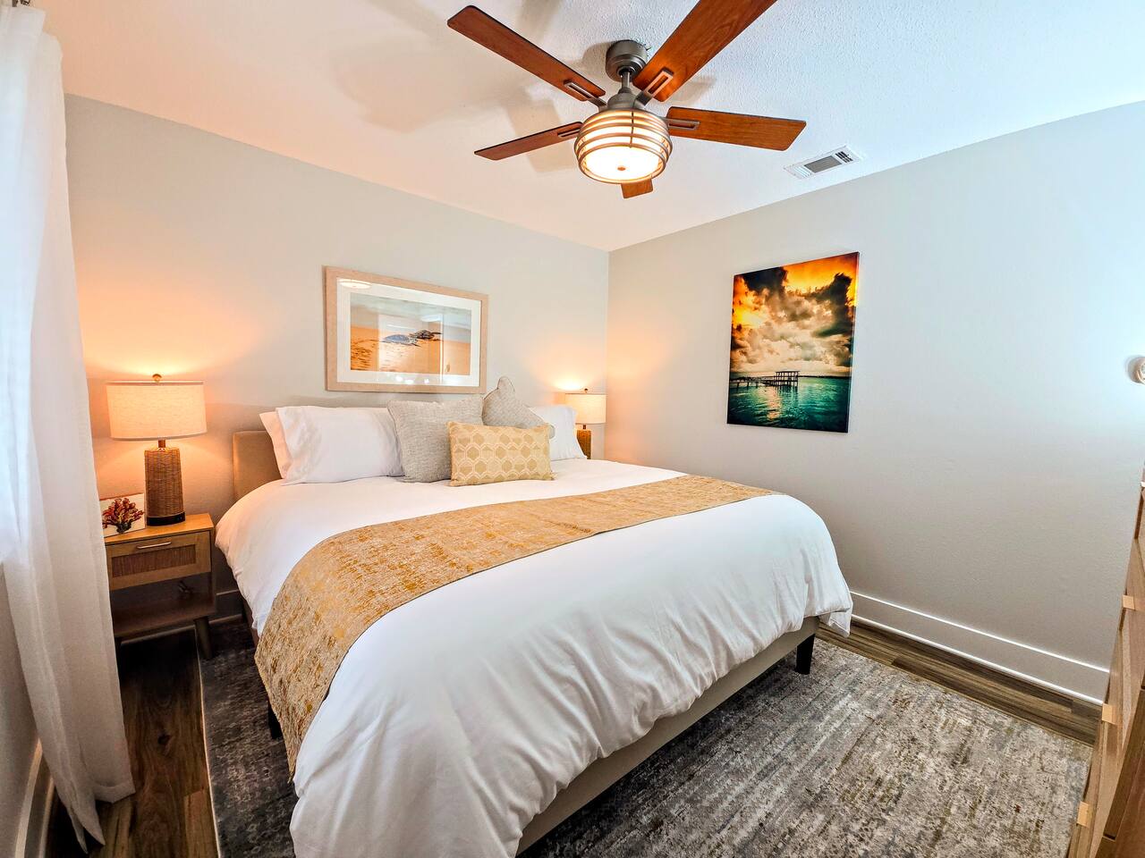 King bed, dresser and closet.