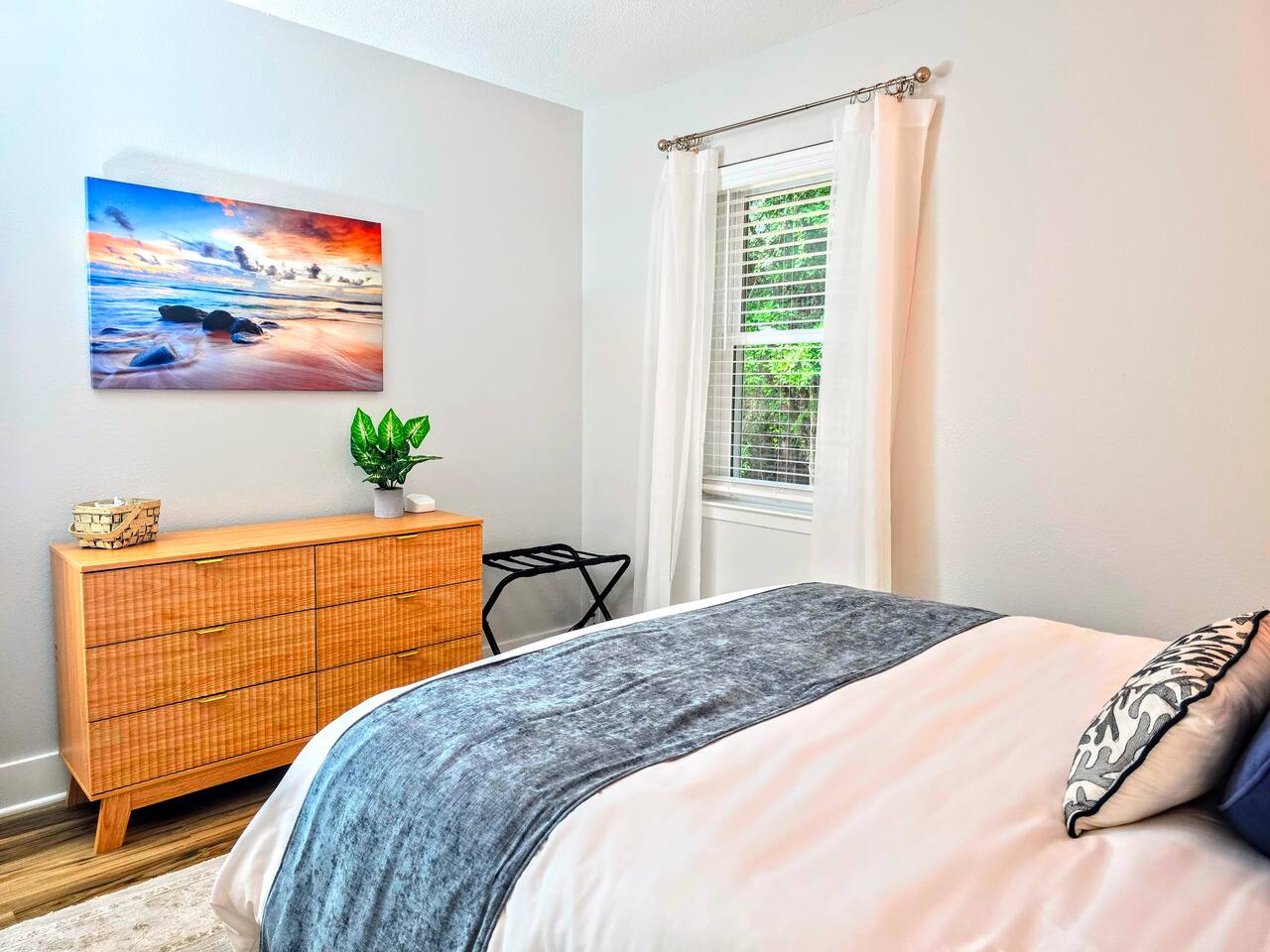 Queen bed