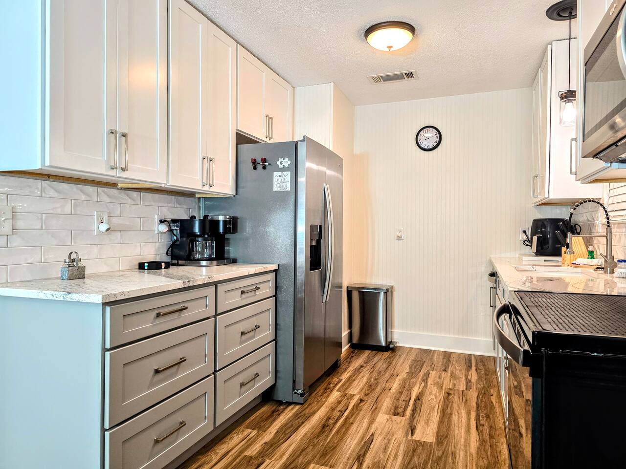 This beautiful kitchen is fully stocked and ready to host!