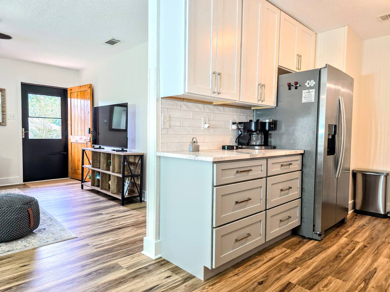 This beautiful kitchen is fully stocked and ready to host!