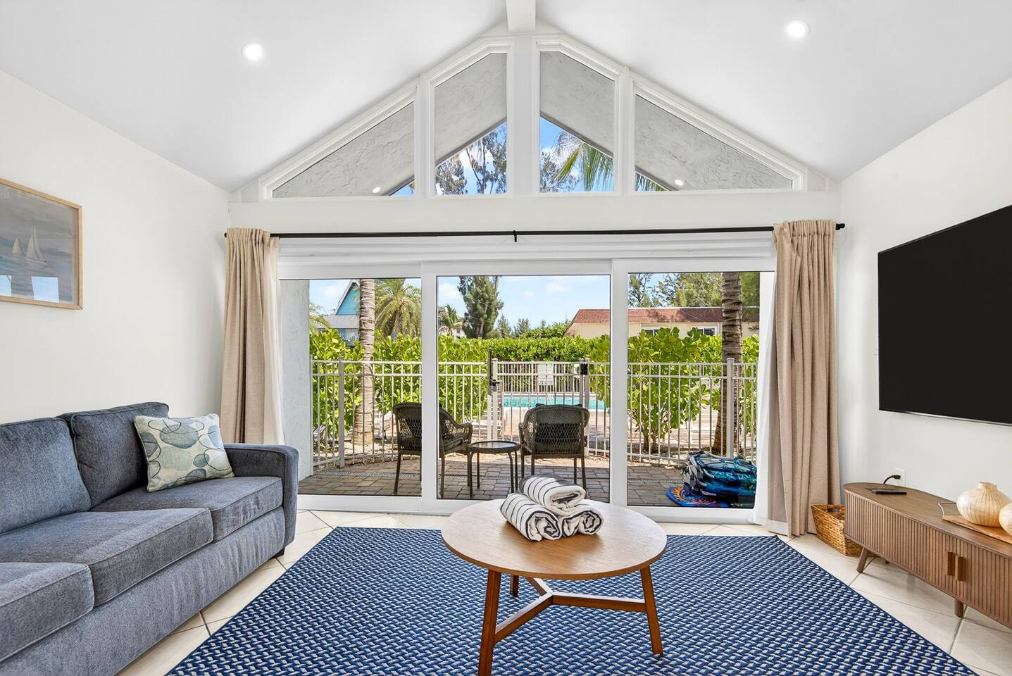 Romantic Poolside Villa • Heated Pool • Steps to beach