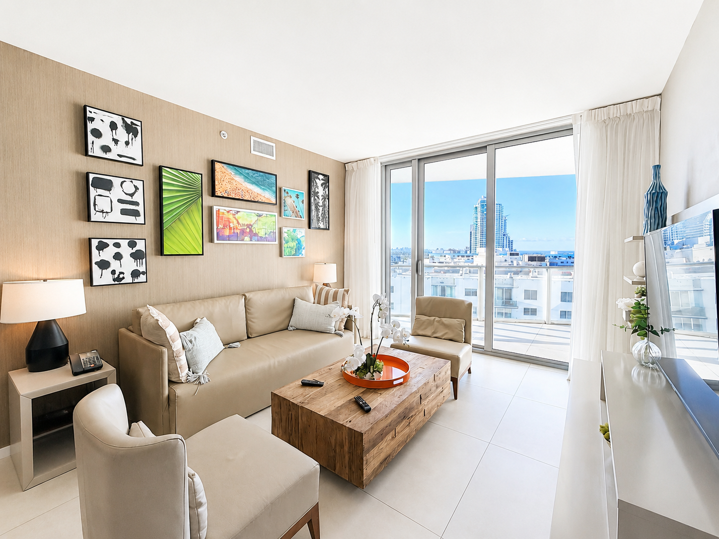 Évasion Côtière Moderne 𝙗𝙮 𝙎𝙏𝘼𝙔 𝙏𝙊𝘿𝘼𝙔