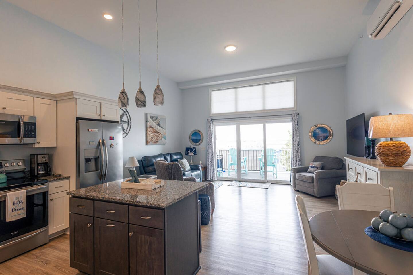 Open concept makes vacationing together a breeze