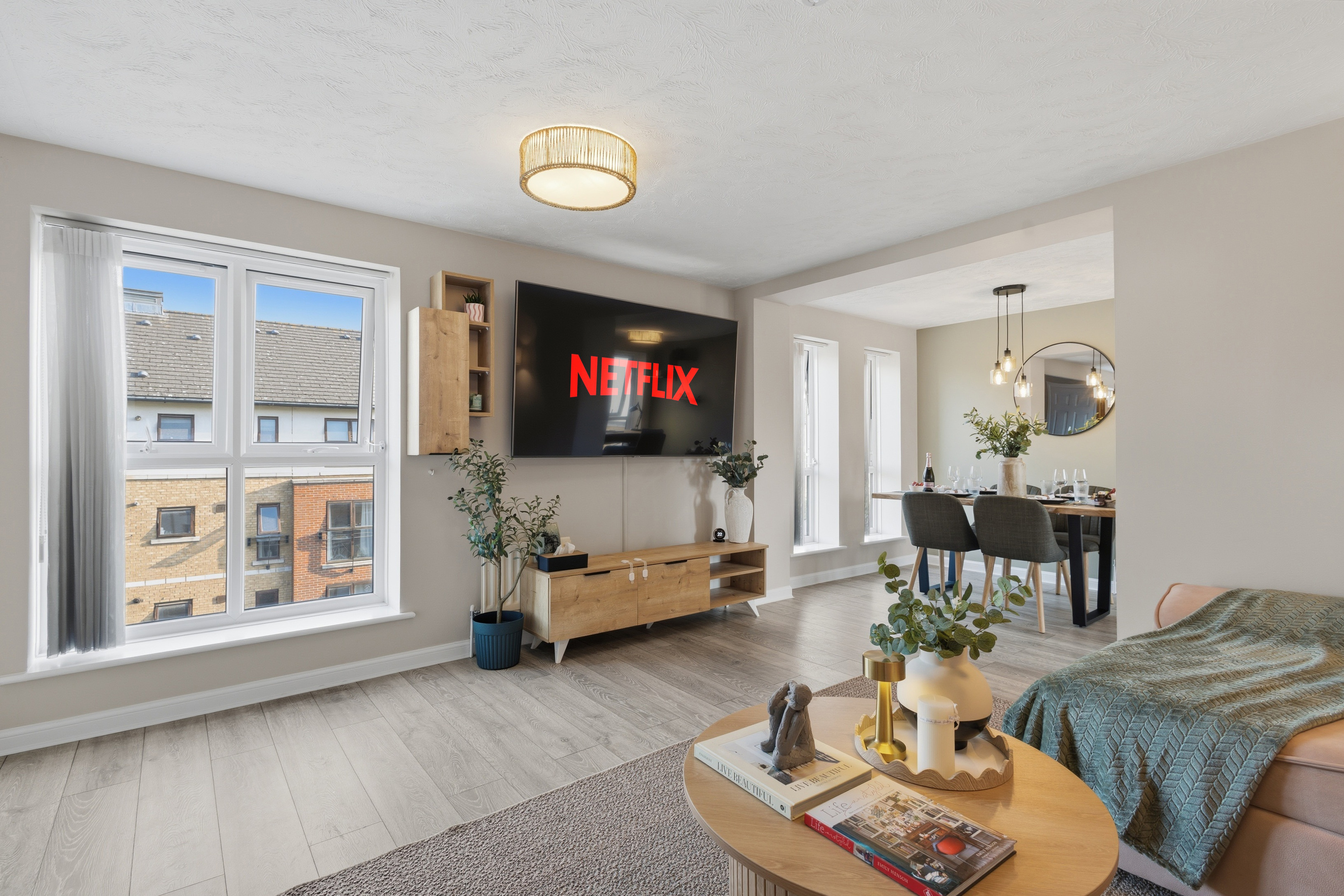Premium 2 Bedroom Flat • ExCeL • Free Parking