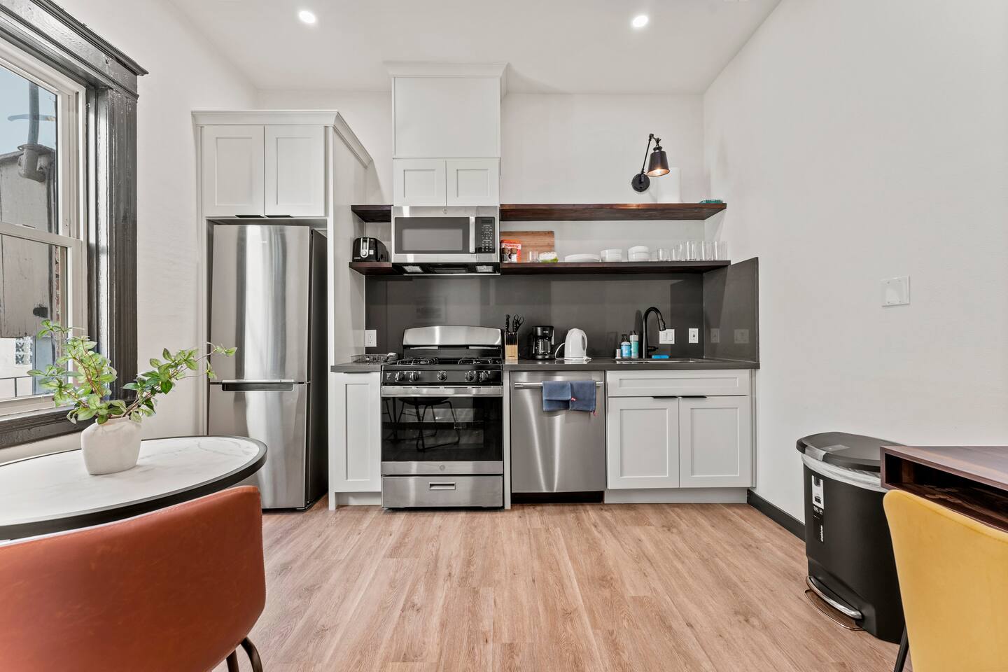 Downtown Mountain View | Castro St | 1BR/1BA APT