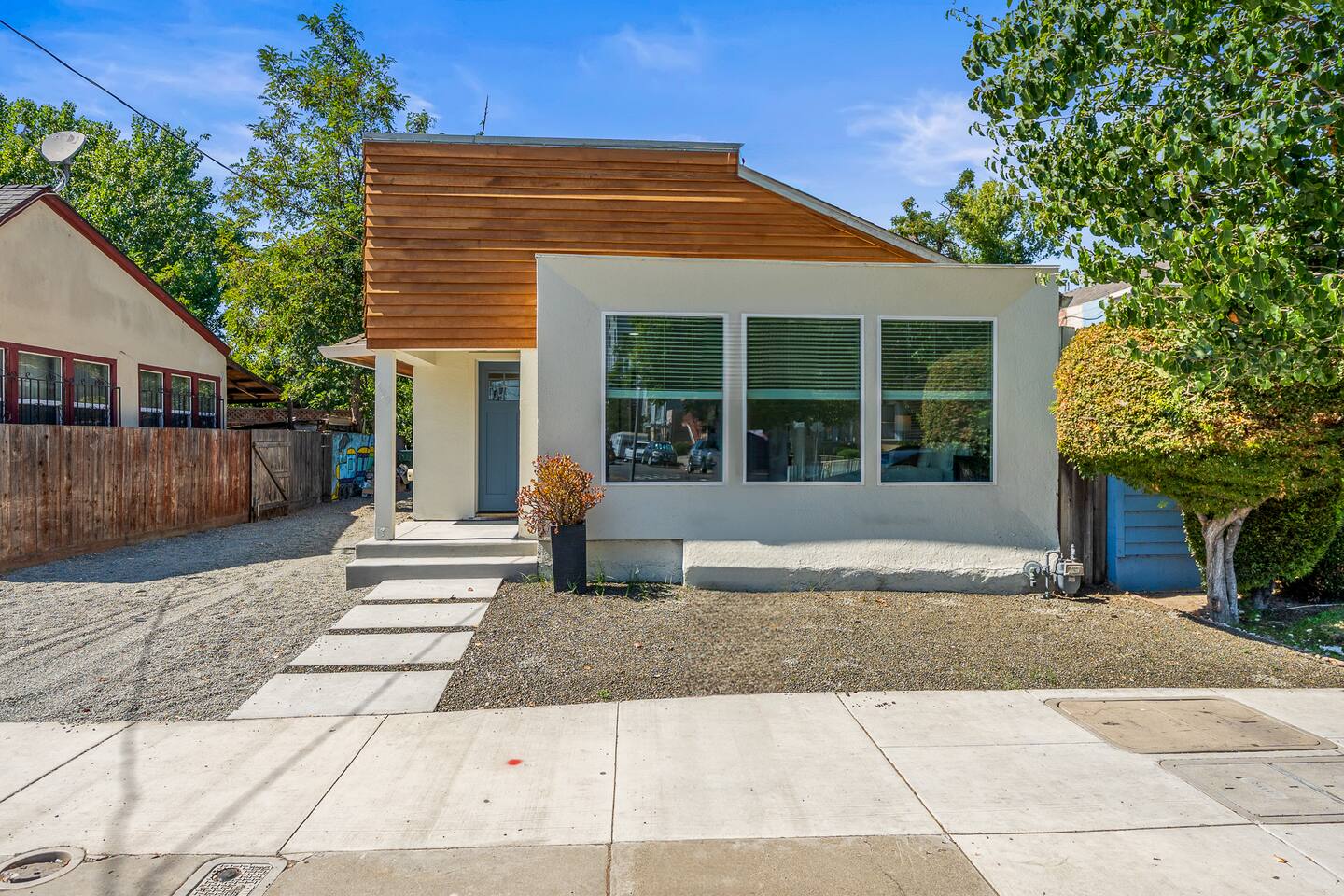 Cozy Farmhouse Retreat - 20 mins to Levi Stadium
