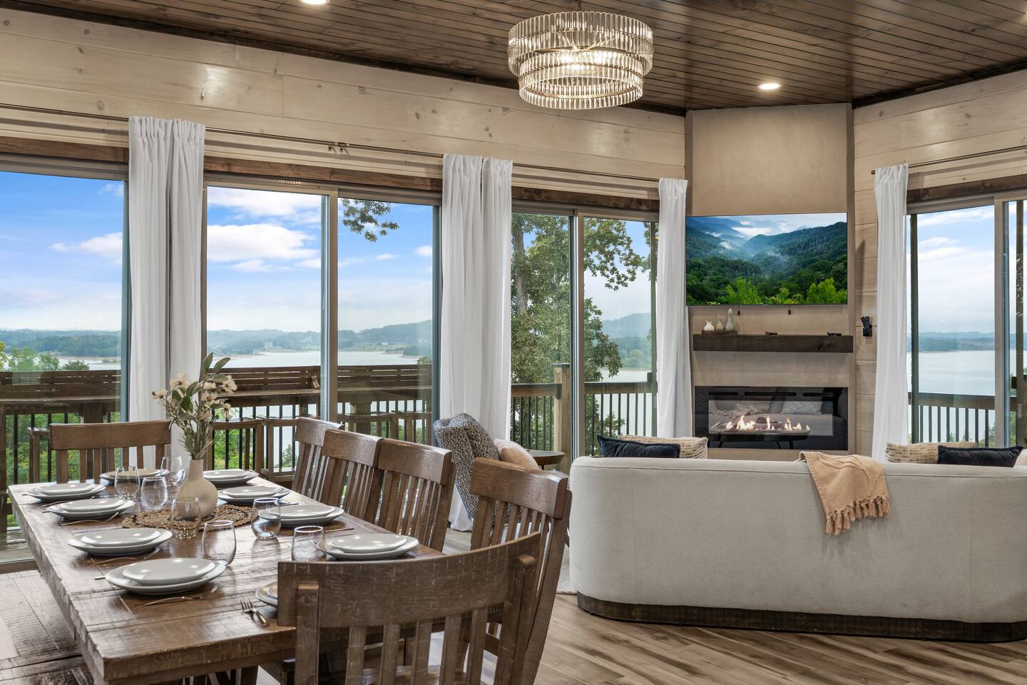 LUXE-Lake&Mtn Views-Lake Access-Beach Access-Pool
