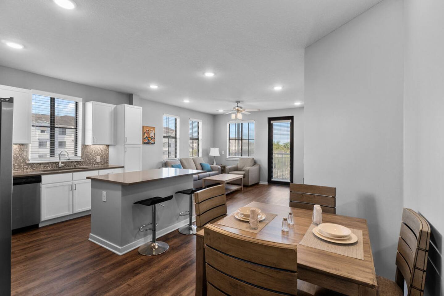 Naples resort condo with heated pool and gym