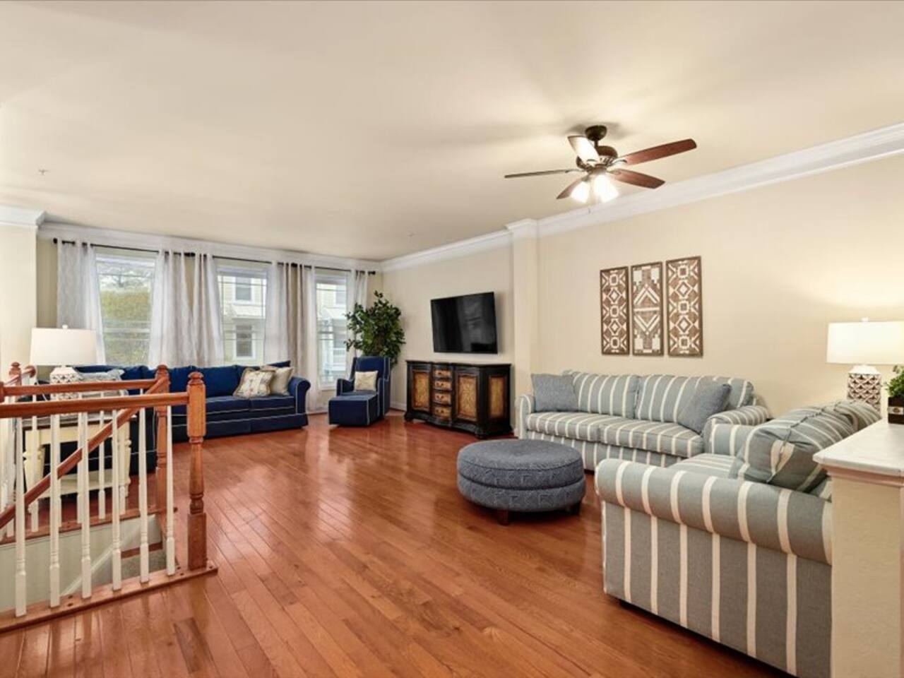 Large Townhouse In GlenRiddle Community #104