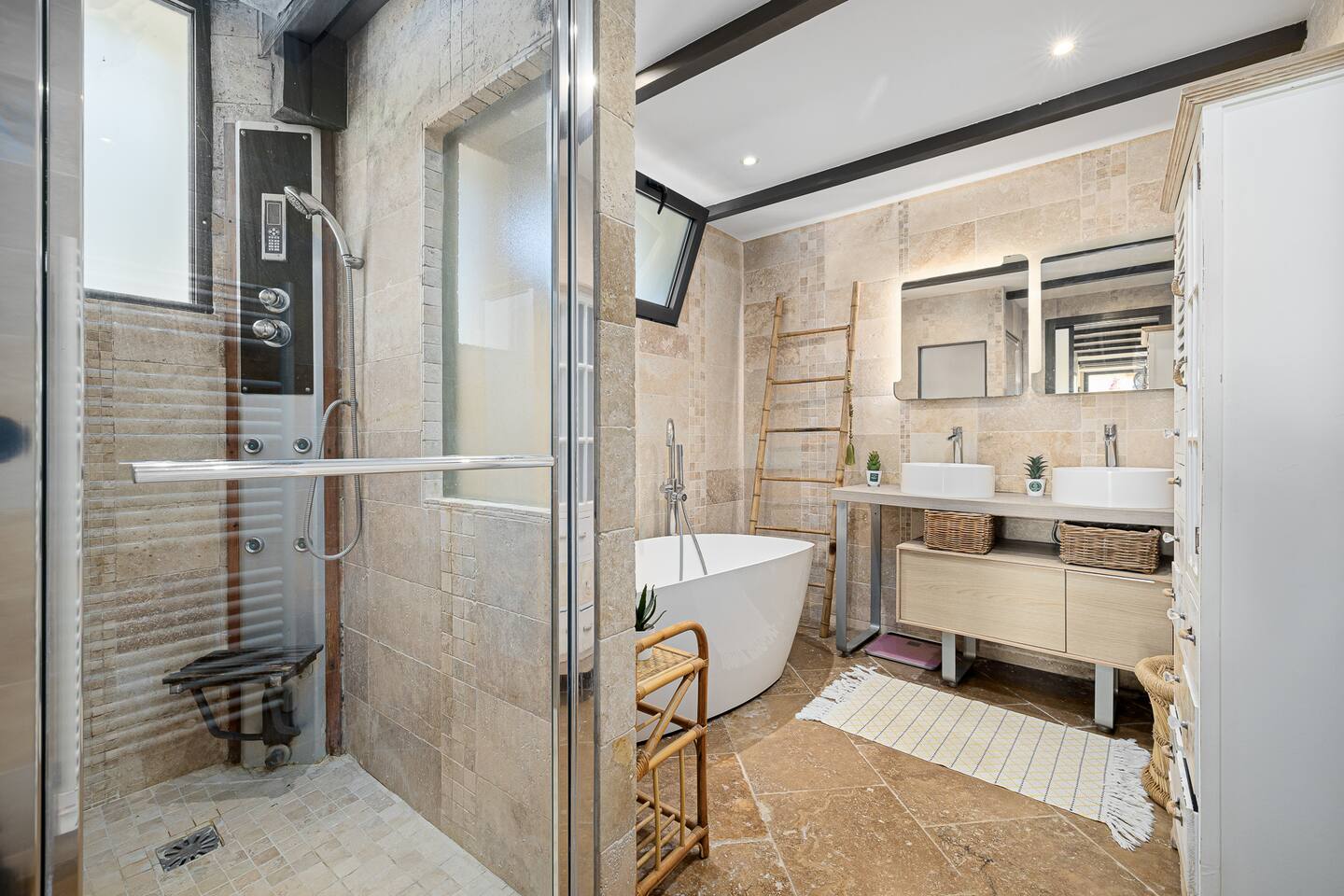 Charming Stone Mas - Sea View & Pool · 37