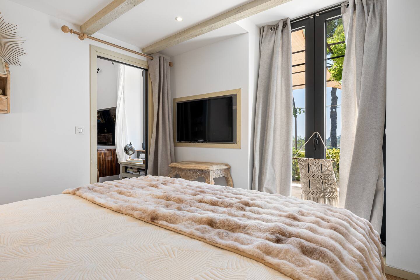 Charming Stone Mas - Sea View & Pool · 30