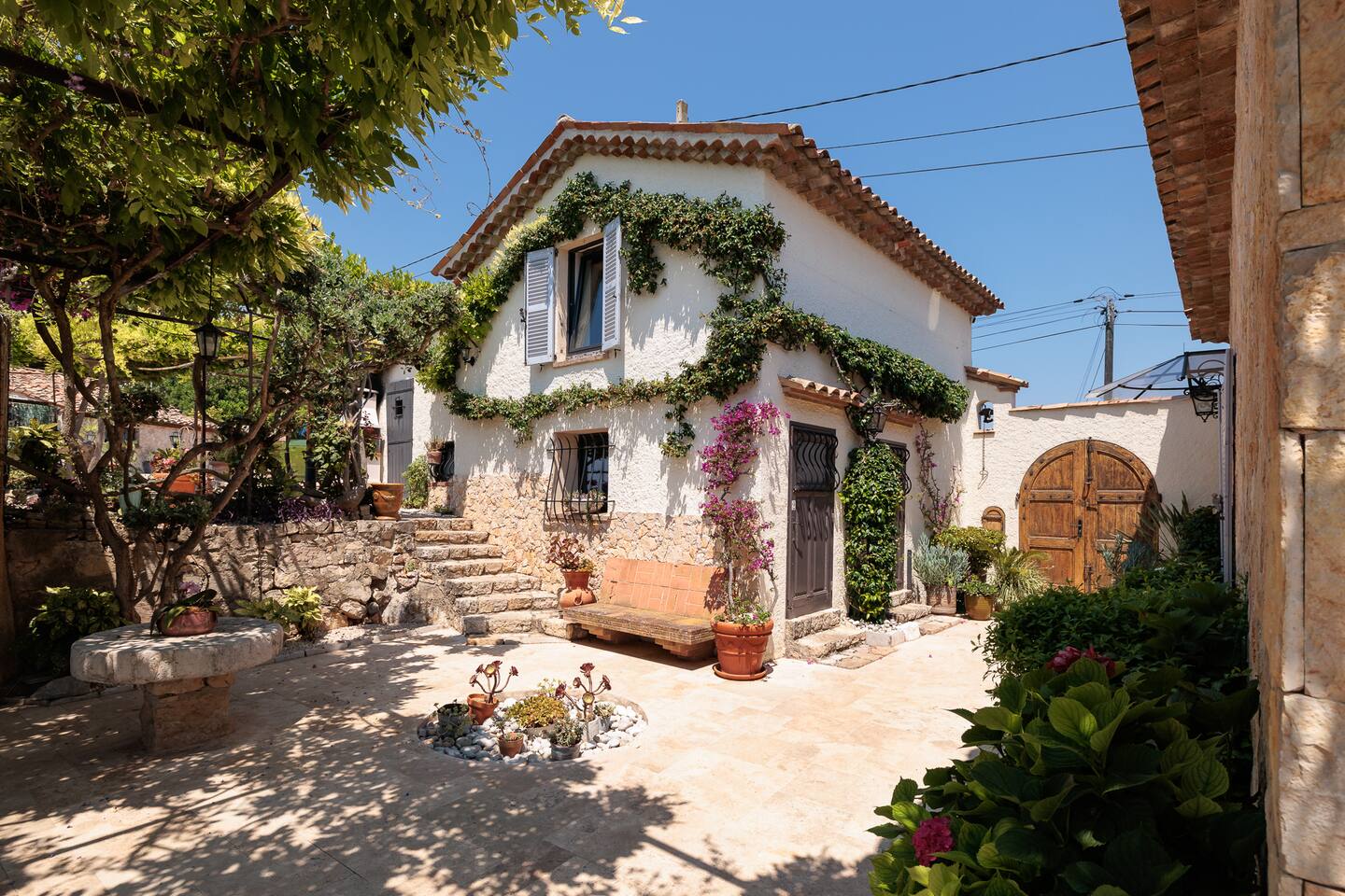 Charming Stone Mas - Sea View & Pool · 14